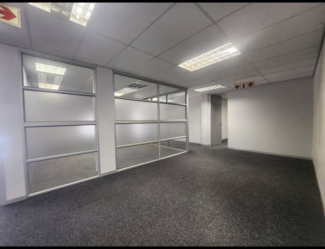 408M² OFFICE TO LET IN WOODMEAD